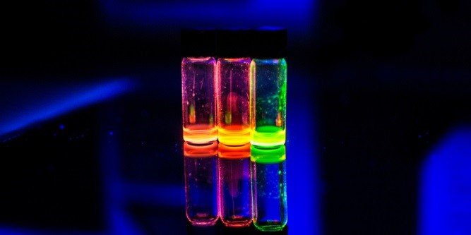 ‘Quantum dots’ light the way for new HIV and Ebola treatment